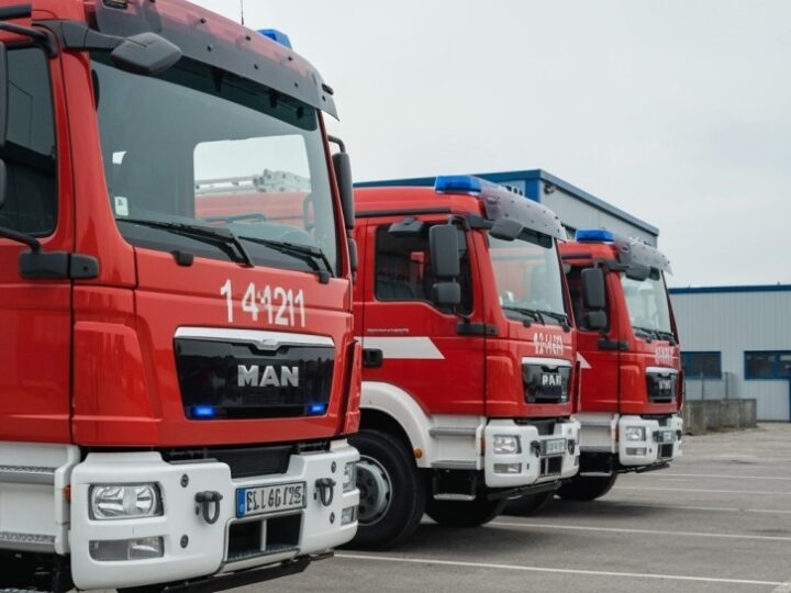 Nowy lekki samochód ratowniczy dla OSP Karsibór – gmina inwestuje w bezpieczeństwo mieszkańców