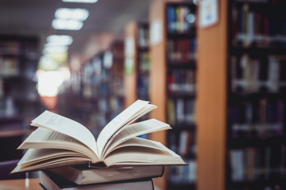 Zbigniew Kosiorowski w Świnoujściu: O literaturze, dziennikarstwie i morskich opowieściach