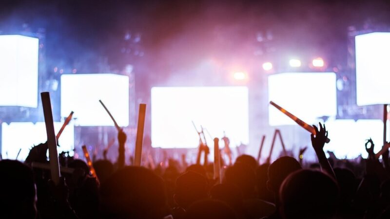 Świąteczny koncert w Świnoujściu: dołącz do magicznego wydarzenia!