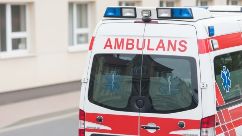 Zamknięcie plażowego wejścia w Świnoujściu z powodu zagrożenia bezpieczeństwa