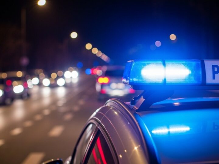 Nowe awanse i wyróżnienia w Policji Świnoujście: Komendant wręczył akty mianowania