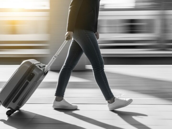 Grecja na wyciągnięcie ręki – podróżuj z Magdą Nowaczyk po Santorini