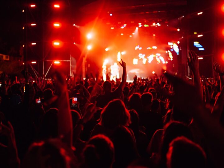 Muzyczne arcydzieła filmowe w Świnoujściu – nie przegap tej wyjątkowej nocy!