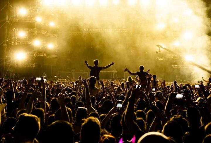 Kino i Muzyka w Świnoujściu: Niezapomniany Koncert Fortepianowy z Utworami Hansa Zimmera