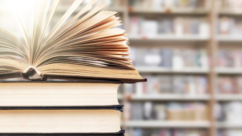 Czytelnia prasy dla dorosłych otwarta – odkryj nowe tytuły!