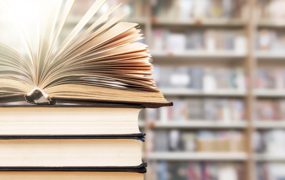 Czytelnia prasy dla dorosłych otwarta – odkryj nowe tytuły!