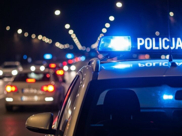 Ślubowanie nowego policjanta w Świnoujściu – początek służby dla bezpieczeństwa!