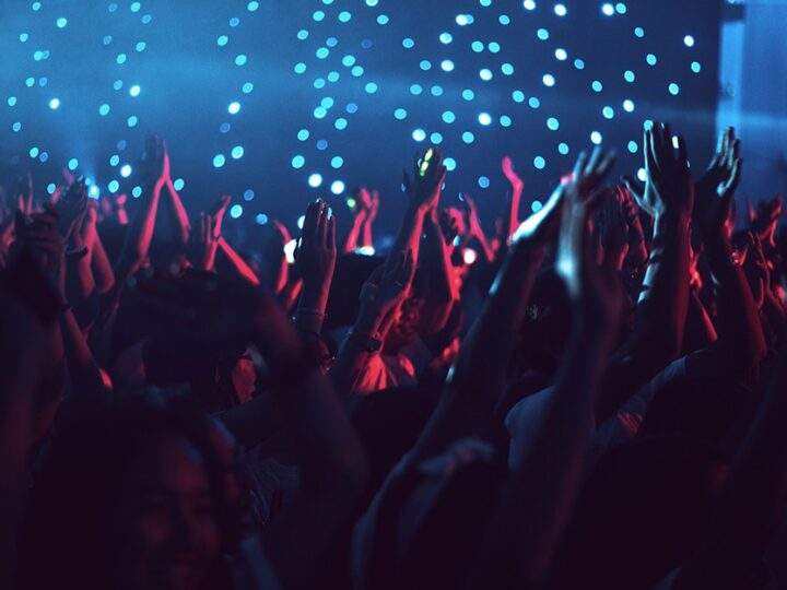 MUZYCZNE POWROTY – Wspomnienia na Scenie