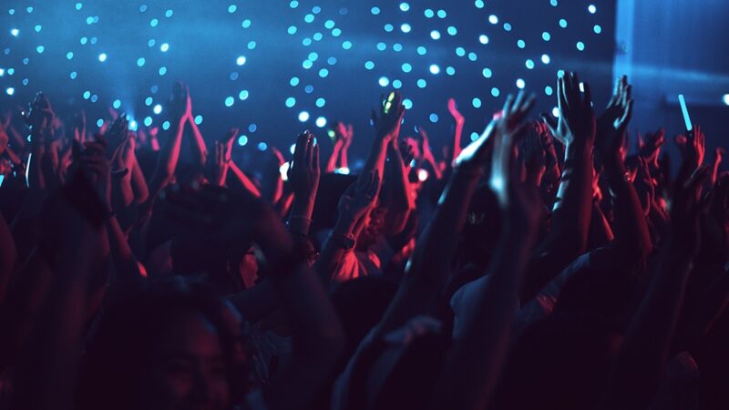 MUZYCZNE POWROTY – Wspomnienia na Scenie