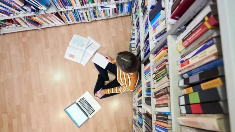 Młodzież w Świnoujściu odkrywa historię poprzez nowoczesne metody edukacji