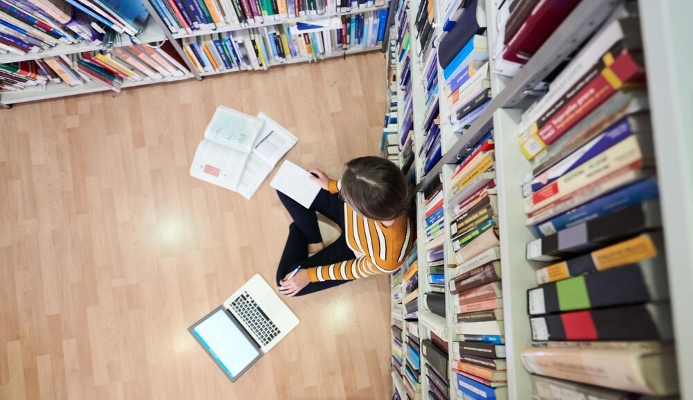 Młodzież w Świnoujściu odkrywa historię poprzez nowoczesne metody edukacji